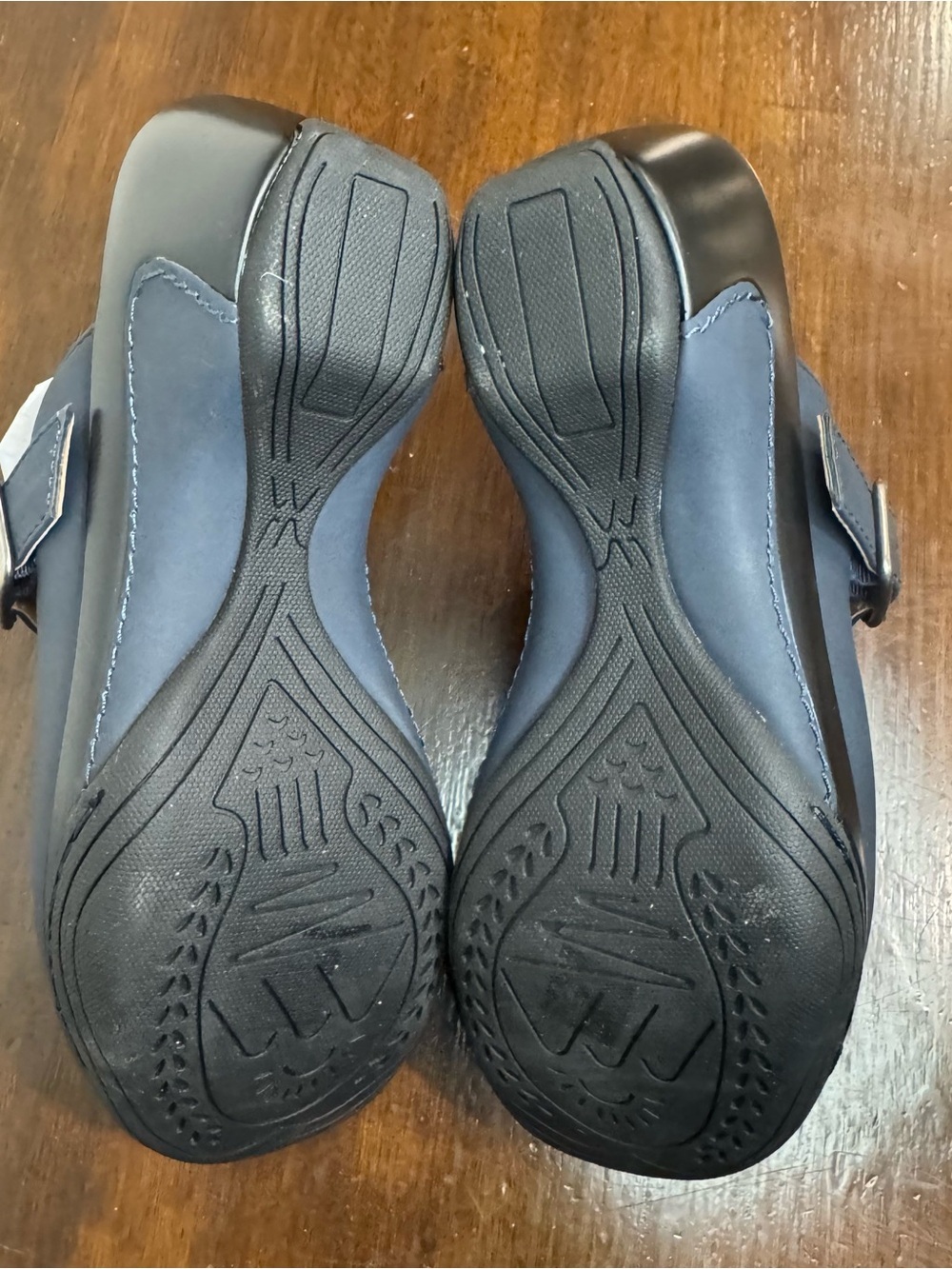 White Mountain Women's Viewed Clog Size 6 Navy Blue NWOB Comfortable - Picture 5 of 9